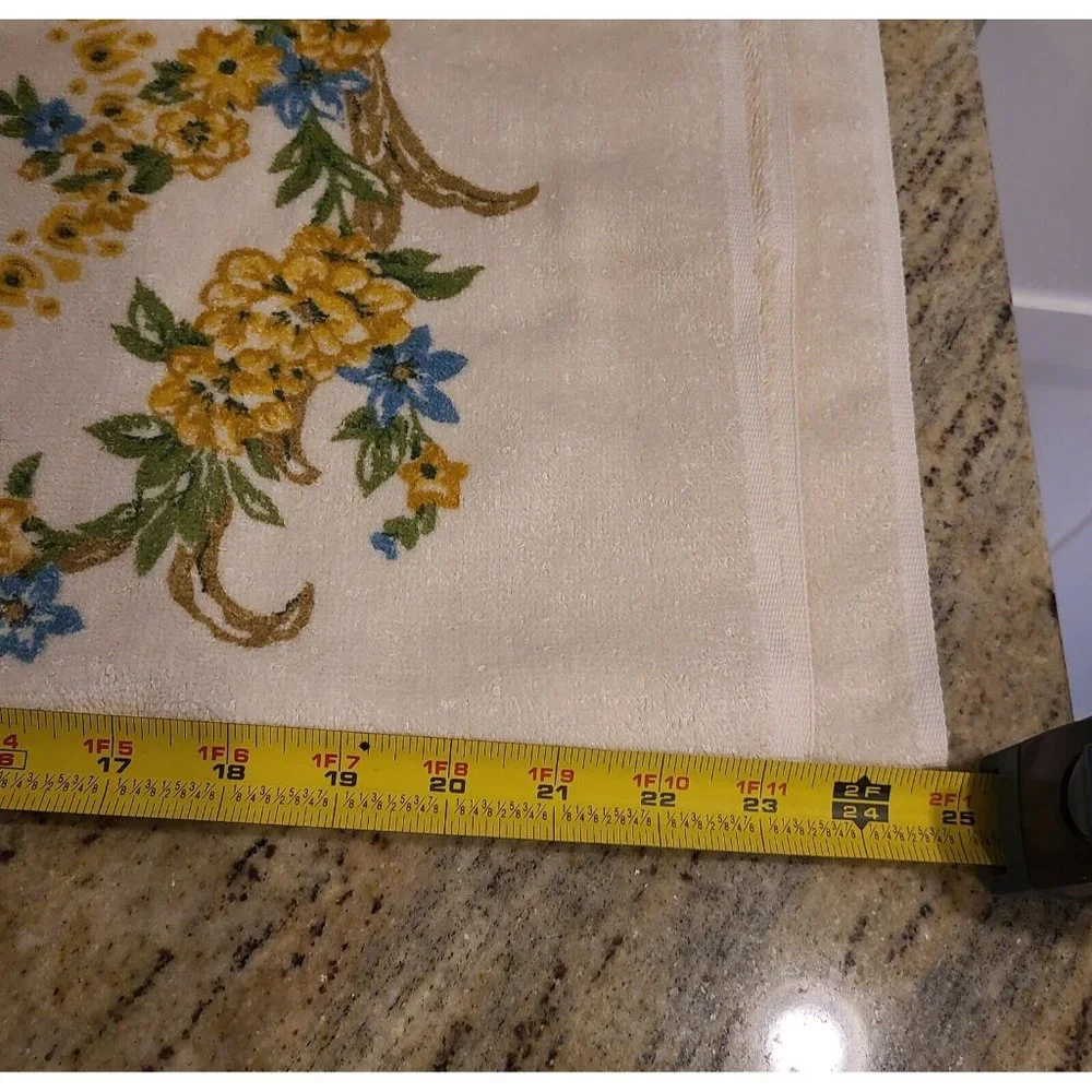 2 Vintage TASTEMAKER Bath Towel MCM Yellow Blue Floral Scroll Fringe Edge 43